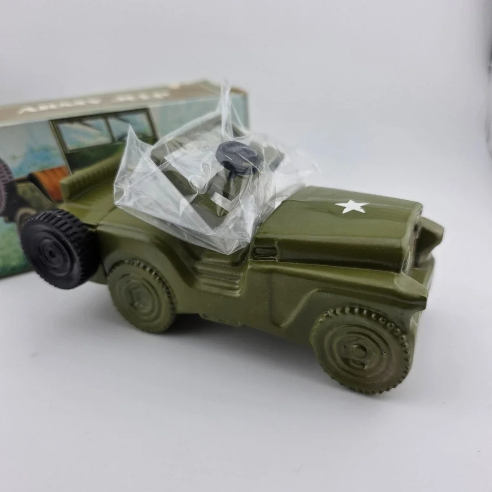 Avon Army Jeep Spicy After‎ Shave Vintage Collectible with Box